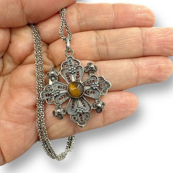 Jerusalem 925 Cross Pendant Center Tiger's Eye with Diamond Cut Chain Necklace - Picture 7 of 12